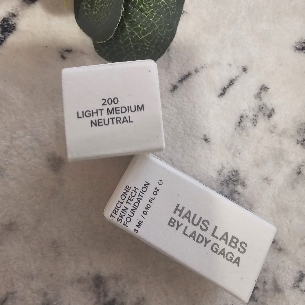 Haus Labs By Lady Gaga Triclone Skin Tech Foundation - Beige - Picture 7 of 11